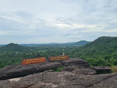 น้ำตกผาหลวง